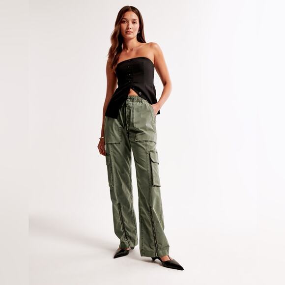 Abercrombie & Fitch Pull-On Wide Leg Cargo Pant in Green XXS - Picture 7 of 7